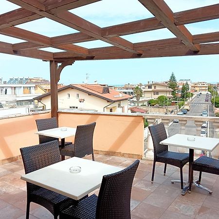 Hotel Riviera Fiumicino Zewnętrze zdjęcie