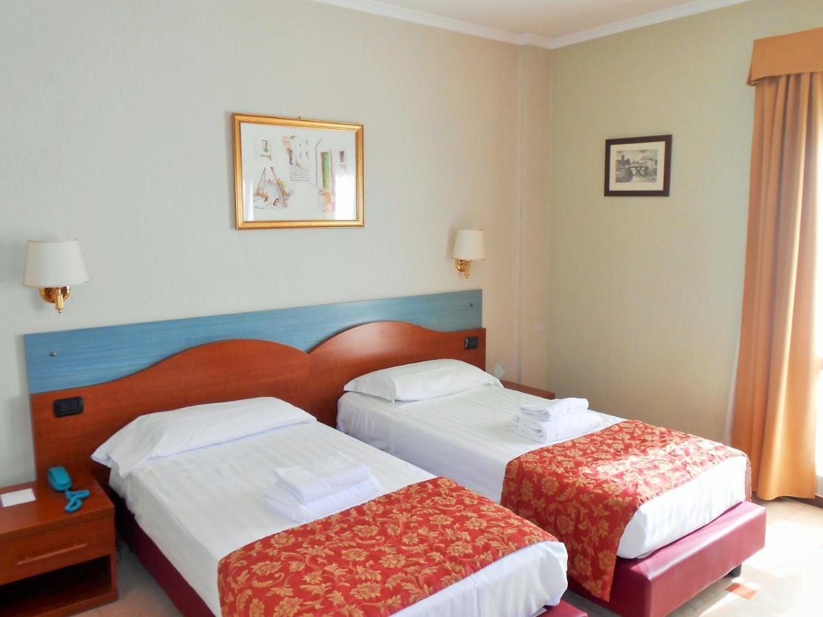Hotel Riviera Fiumicino Zewnętrze zdjęcie