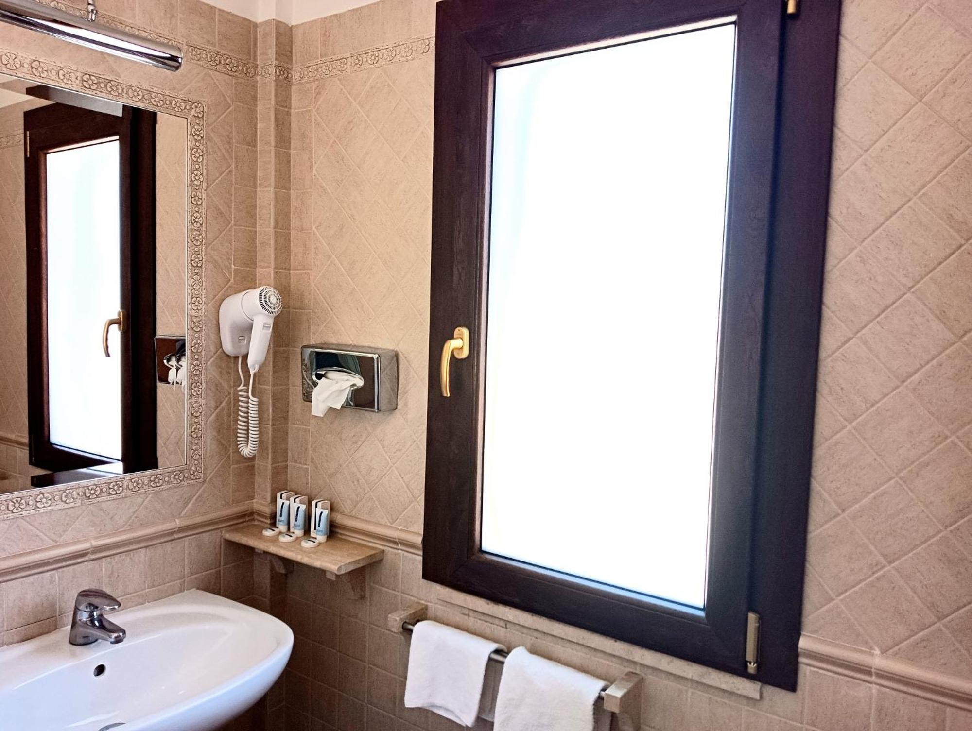 Hotel Riviera Fiumicino Zewnętrze zdjęcie