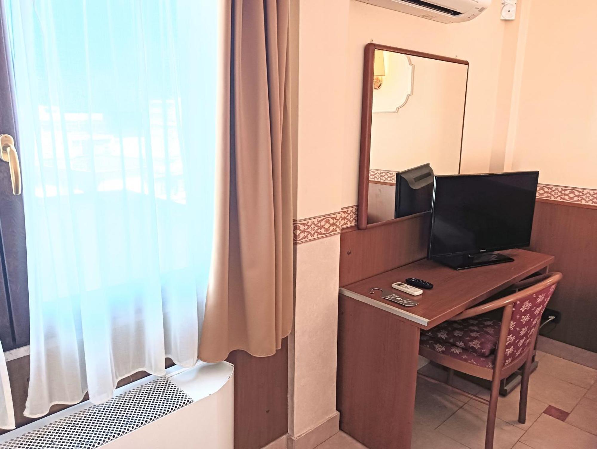 Hotel Riviera Fiumicino Zewnętrze zdjęcie